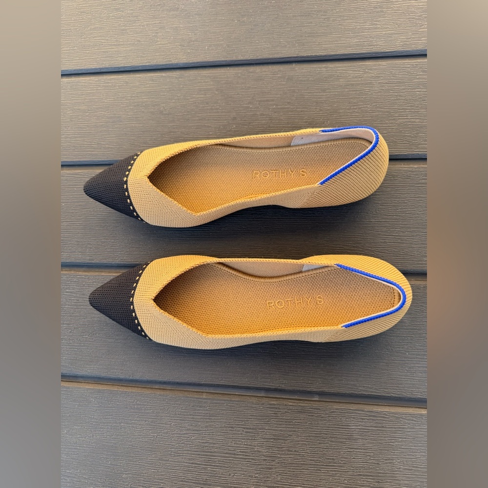 Rothy's The Point ll Camel Cap Toe Women's Black and Tan Flats - Picture 1 of 5